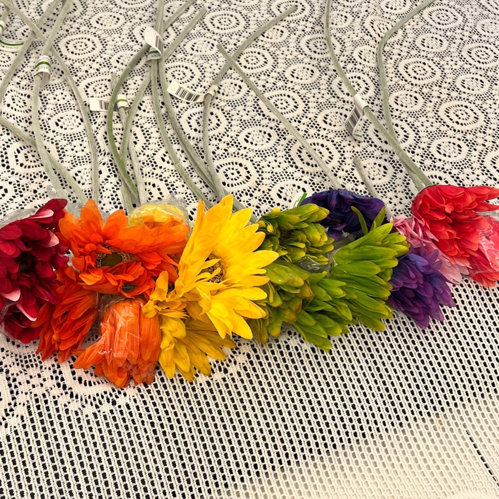 Faux Artificial Flower Large Lot | Gerber Daisies | *SEE NOTE | Colorful - Picture 7 of 12